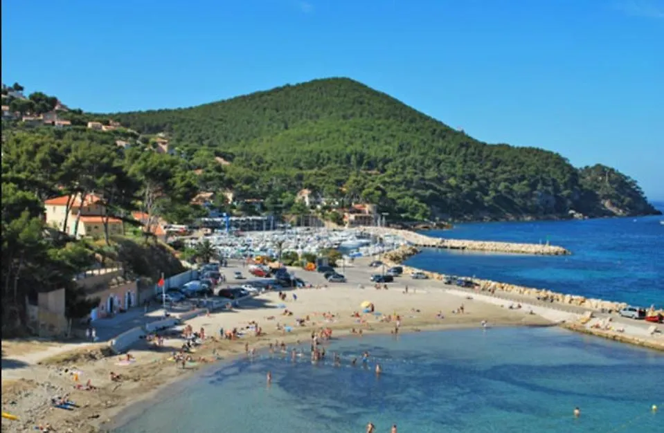 Magnifique studio vue mer à 5 minutes de la plage Saint-Cyr-sur-Mer